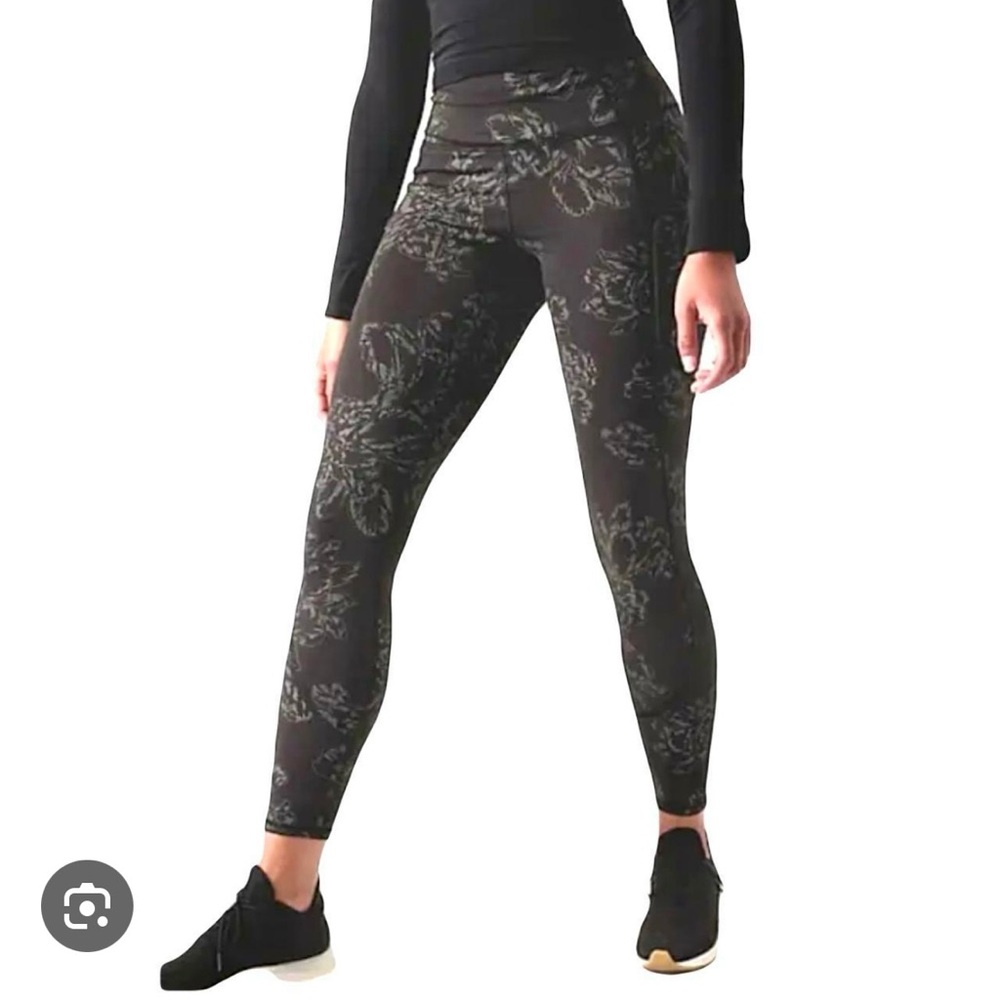 NWT Athleta Rainier Reflective Tight